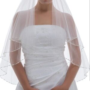 Elegant Ivory Bridal Veil - new in package!